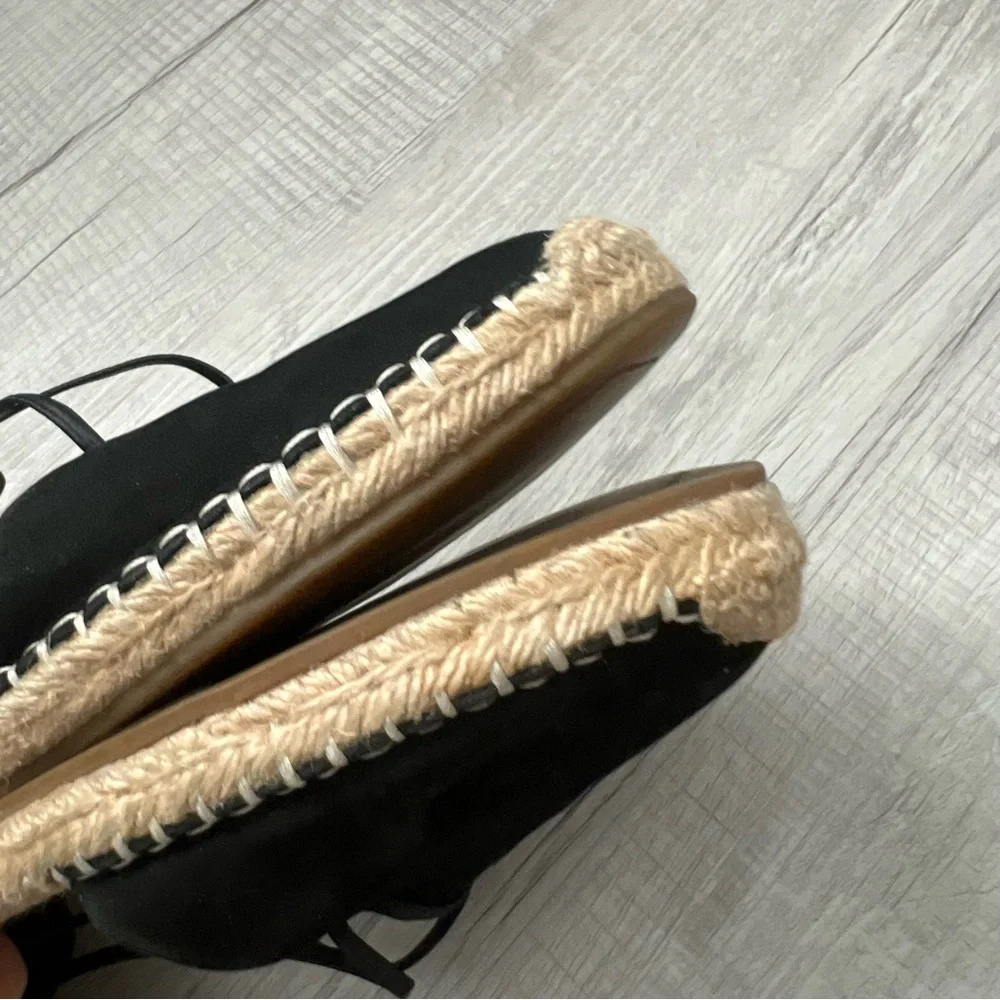 EILEEN FISHER Lace Leather Espadrille Black and Tan Size 7